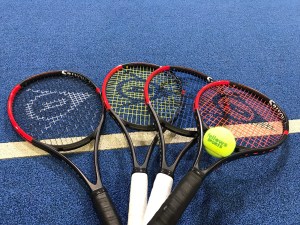 DUNLOP】CX200に【Babolat】ポリエステルストリング4機種を張っ 