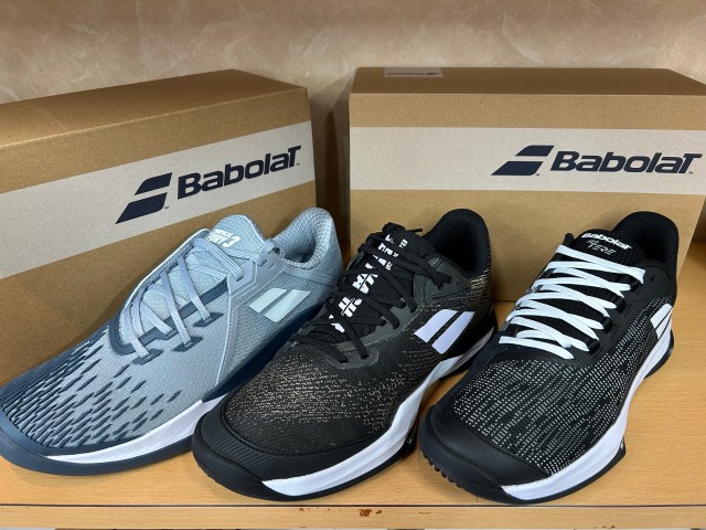 【新品未使用】Babolat テニスシューズ タグ付き 新品未使用】Babolat テニスシューズ タグ付き Babolat テニスシューズ
