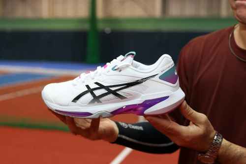 【asics】新作シューズ「SOLUTION SPEED FF4」の詳細公開＆予約開始！アップデートした軽量系モデルを実際に履いて動いて体感！【テニス用品に関するブログ＠テニスショップLAFINO 冨貴塚 裕太】