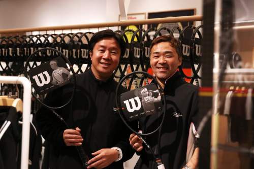 【Wilson】PRO STAFF CLASSIC発売日にウイルソン東京丸の内ブランドストアにお伺いしていろいろな方にお会いしてきました♪【テニス用品に関するブログ＠テニスショップLAFINO 冨貴塚 裕太】