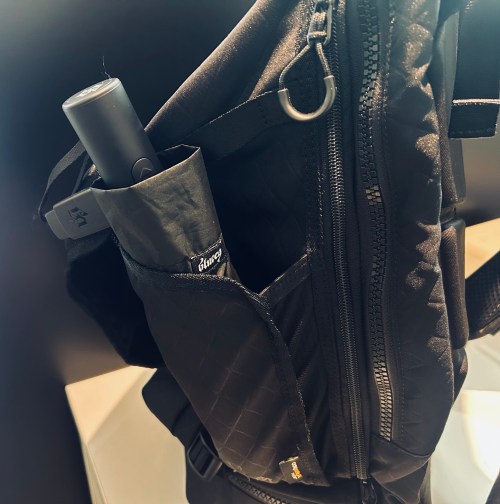 ゲリラ豪雨…その後に急激に晴れてきて日差しが強い…【blueeq】ATHLETE UV UMBRELLA FOLDING 58をお守りに♪【テニス用品に関するブログ＠テニスショップLAFINO 冨貴塚 裕太】